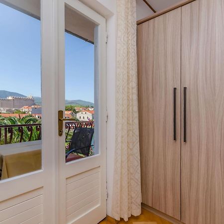 Apartments And Rooms Darinka Vrboska Extérieur photo