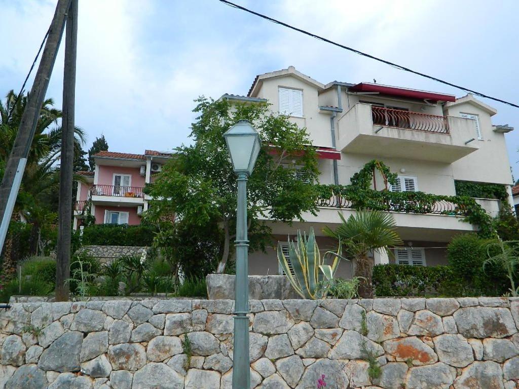 Apartments And Rooms Darinka Vrboska Extérieur photo