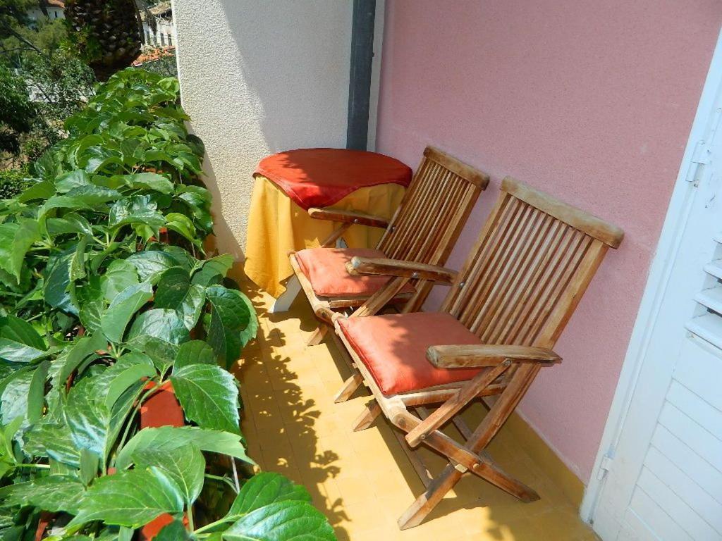 Apartments And Rooms Darinka Vrboska Extérieur photo