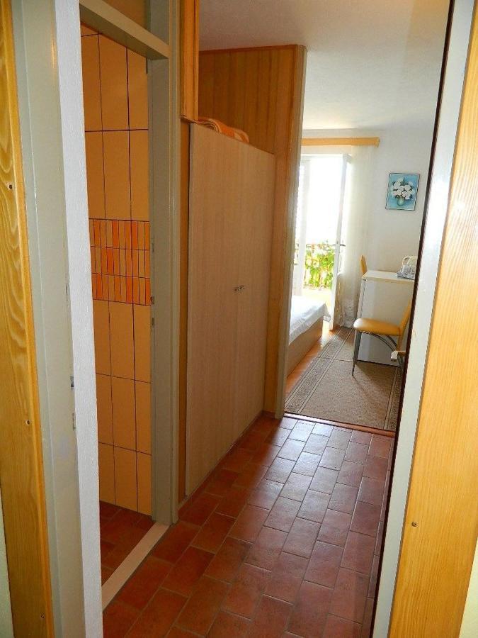 Apartments And Rooms Darinka Vrboska Extérieur photo