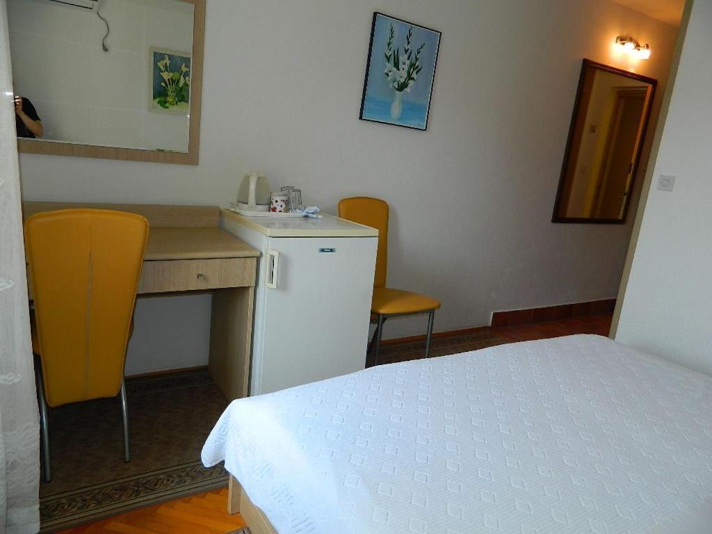 Apartments And Rooms Darinka Vrboska Extérieur photo