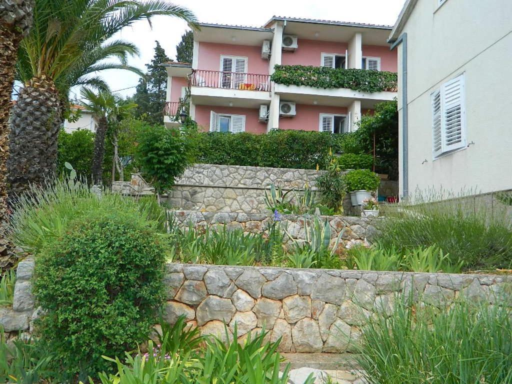 Apartments And Rooms Darinka Vrboska Extérieur photo