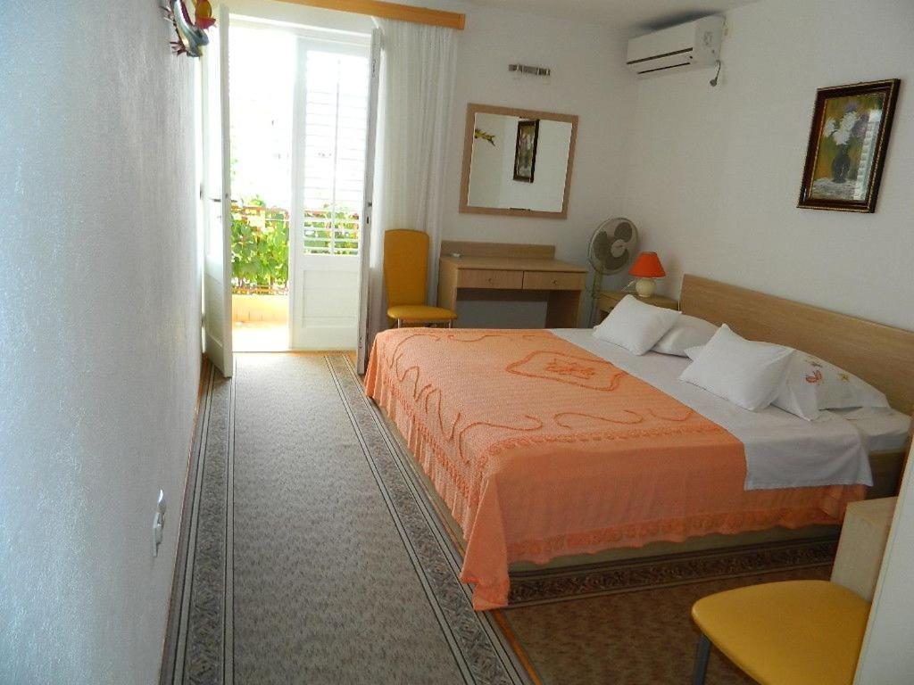 Apartments And Rooms Darinka Vrboska Extérieur photo