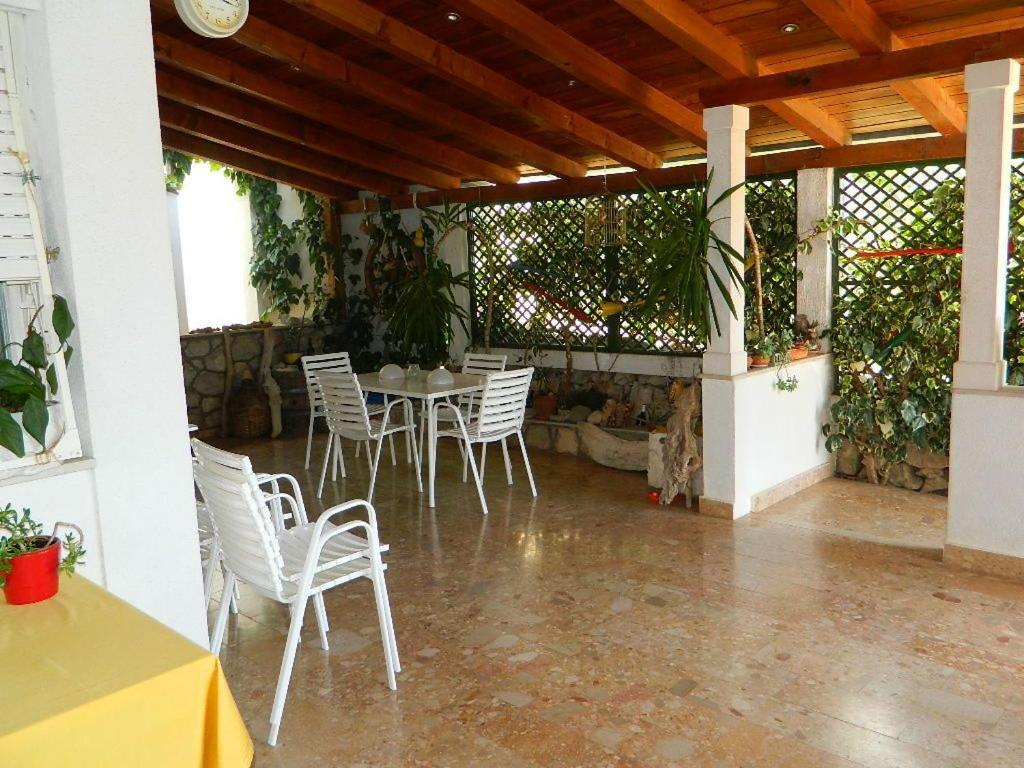 Apartments And Rooms Darinka Vrboska Extérieur photo