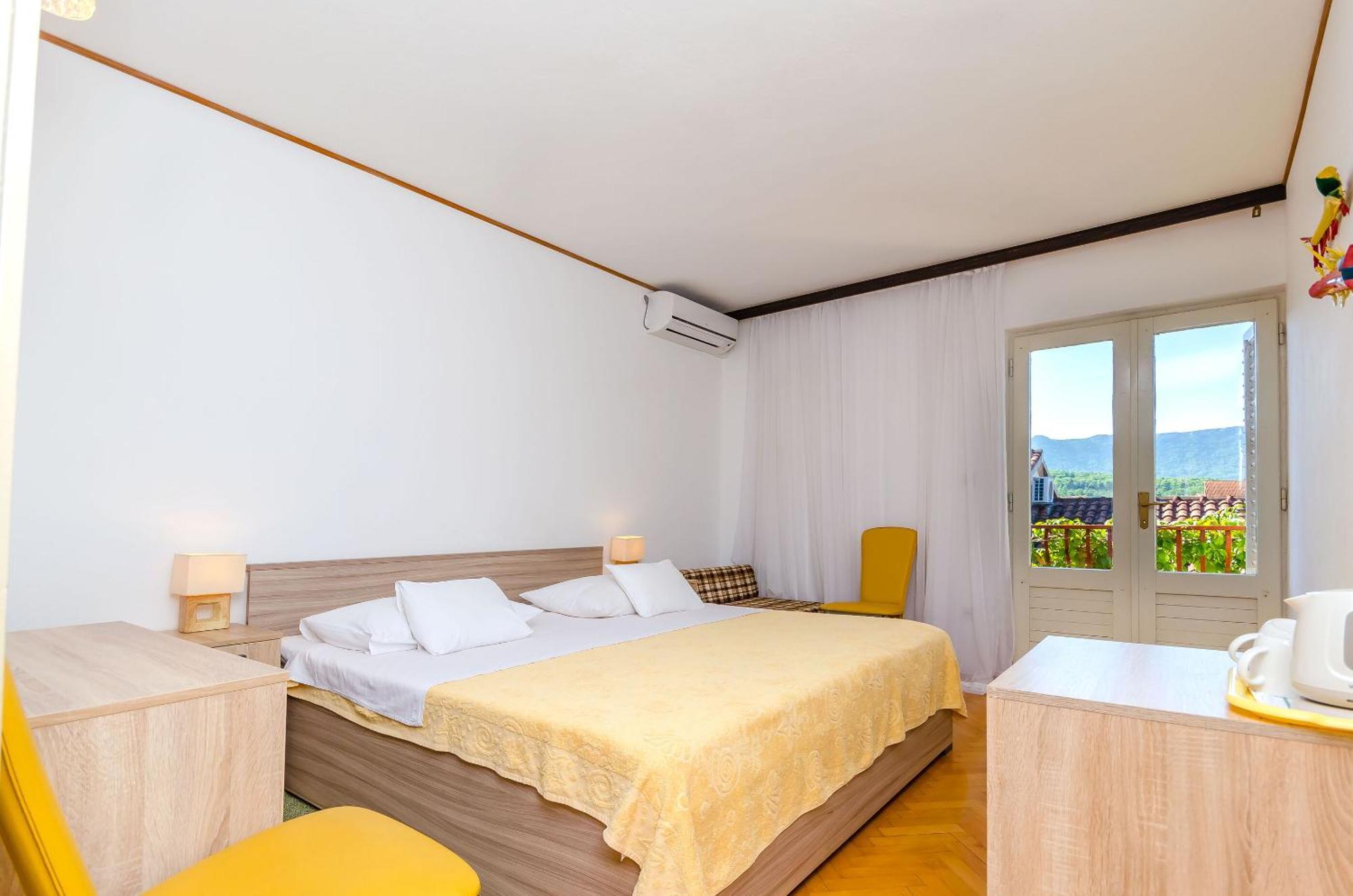 Apartments And Rooms Darinka Vrboska Extérieur photo